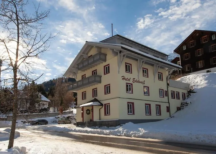 Pension Edelweiss - Bergdorf Gargellen 1423m - Park, Sleep&Hike